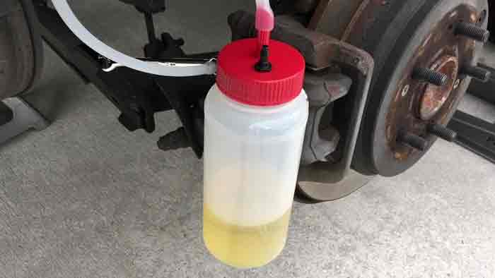 Can You Use Hydraulic Fluid for Brake Fluid